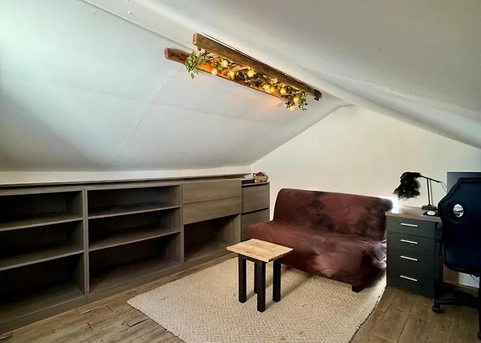 Holiday home Maison Provencale En Bord De